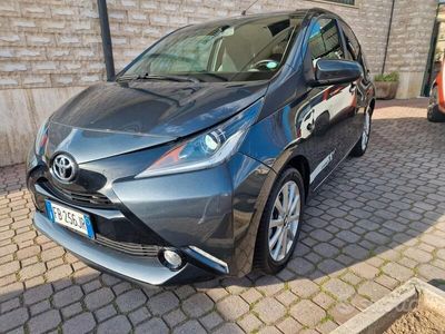 usata Toyota Aygo 1.0 VVT-i 69 CV 5 porte x-play