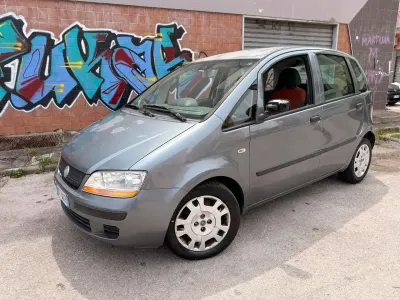 Käytetty Fiat Idea Emotion 69 HP (50 kW) 2006 Harmaa Tila-auto