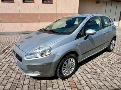 Occasion Fiat Grande Punto 77 ch (56 kW) 2005 Citadine