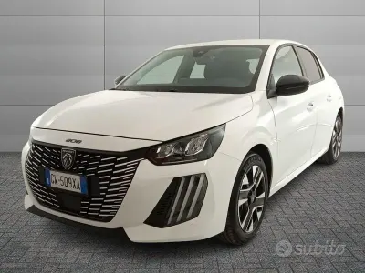 Usata Peugeot 208 Allure 101 CV (74 kW) 2024 Bianco Utilitaria