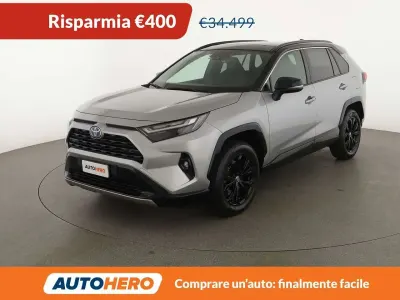 Usata Toyota RAV4 Hybrid Style 222 CV (163 kW) 2022 Argento SUV
