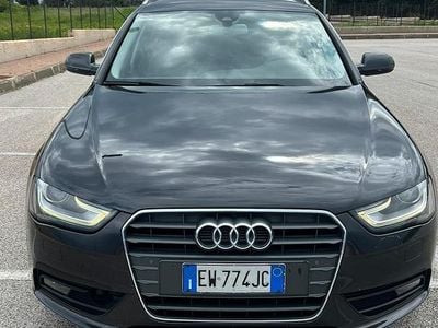 Gebraucht Audi A4 Ambiente 150 PS (110 kW) 2014 Schwarz Kombi