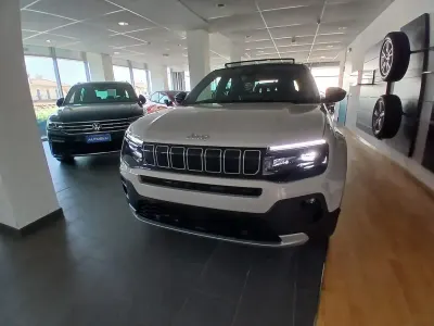 Nuova Jeep Avenger Summit 110 CV (80 kW) 2026 SUV