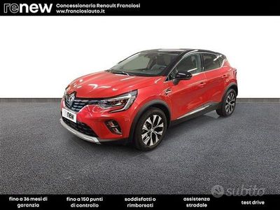 Usata Renault Captur Intens 91 CV (66 kW) 2022 Rosso SUV
