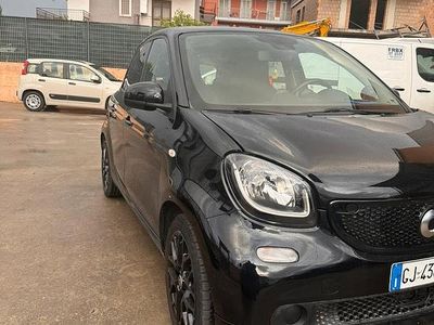 Nero Usata 2019 Smart ForFour Utilitaria | 13.200 € (Buon prezzo)
