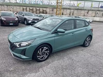Usata Hyundai i20 78 CV (57 kW) 2024 Verde Utilitaria