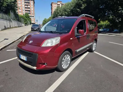 Usata Fiat Qubo Trekking 95 CV (69 kW) 2012 Rosso Monovolume