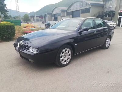 Usata Alfa Romeo 166 136 CV (100 kW) 1998 Blu Berlina