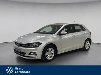 Usata VW Polo Comfortline 95 CV (69 kW) 2018 Grigio pastello Utilitaria