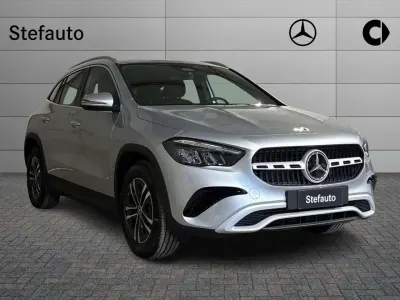 Nuova Mercedes GLA180 Executive 116 CV (85 kW) 2026 Argento hightech SUV