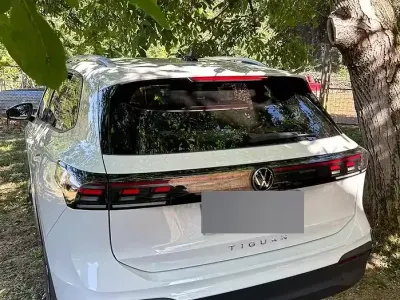 Käytetty VW Tiguan Edition 150 HP (110 kW) 2024 Valkoinen Katumaasturi