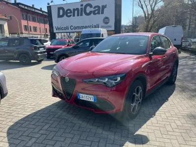 Usata Alfa Romeo Stelvio Sprint 210 CV (154 kW) 2023 Rosso SUV