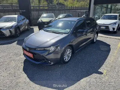 Nuova Toyota Corolla Active 98 CV (72 kW) 2026 Grigio Station wagon