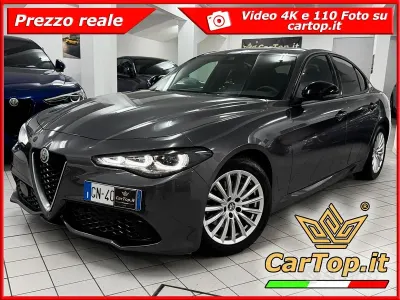 Usata Alfa Romeo Giulia Super 160 CV (117 kW) 2023 Grigio vesuvio Berlina