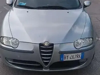 Usata Alfa Romeo 147 Progression 105 CV (77 kW) 2002 Utilitaria