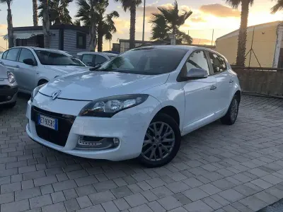 Usado Renault Mégane GT GT 110 CV (80 kW) 2014 Blanco Coupe