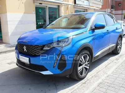 Usata Peugeot 3008 Allure 131 CV (96 kW) 2021 Bluazzurro SUV