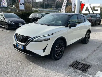 Usata Nissan Qashqai Tekna 158 CV (116 kW) 2022 Bianco SUV