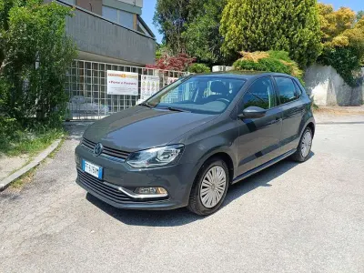 Usata VW Polo Comfortline 75 CV (55 kW) 2016 Grigio Berlina