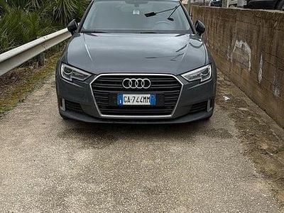 Begagnad Audi A3 Sport 150 HK (110 kW) 2020 Grå Sedan
