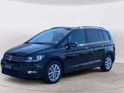Usata VW Touran Comfortline 116 CV (85 kW) 2017 Nero Monovolume