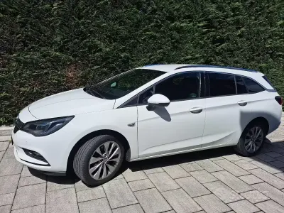 Usata Opel Astra 110 CV (80 kW) 2018 Bianco Station wagon