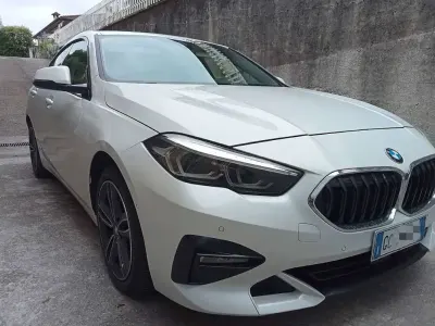Usata BMW 218 Gran Coupé Sport Line 150 CV (110 kW) 2020 Bianco Coupé