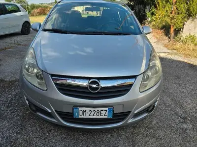 Usata Opel Corsa 90 CV (66 kW) 2007 Grigio Utilitaria