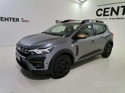 Usata Dacia Sandero Extreme 100 CV (73 kW) 2025 Grigio Berlina