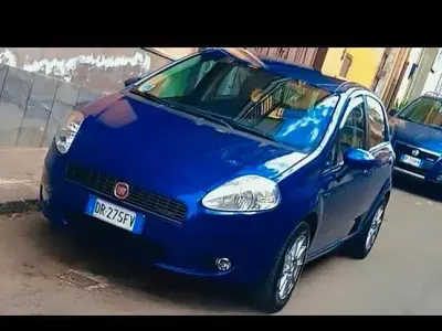 Usata Fiat Punto 120 CV (88 kW) 2008 Bluazzurro Utilitaria