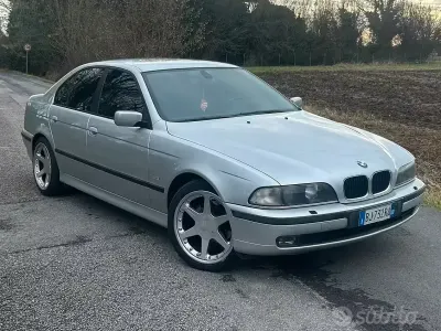 Usata BMW 530 M Sport 193 CV (141 kW) 2000 Grigio Berlina