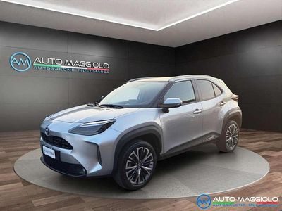 Usata Toyota Yaris Cross Lounge 116 CV (85 kW) 2022 Argento SUV