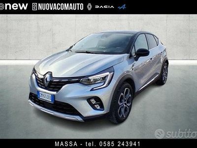 Usata Renault Captur Intens 101 CV (74 kW) 2023 Grigio SUV