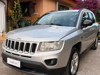 Usata Jeep Compass Sport 136 CV (100 kW) 2012 Grigio SUV