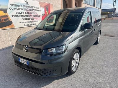Usata VW Caddy Maxi 102 CV (75 kW) 2022 Grigio Monovolume