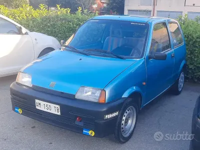 Usata Fiat Cinquecento Young 39 CV (28 kW) 1997 Bluazzurro Utilitaria
