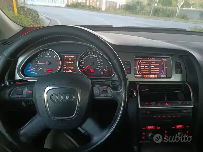 Usata Audi Q7 233 CV (171 kW) 2007 Grigio SUV