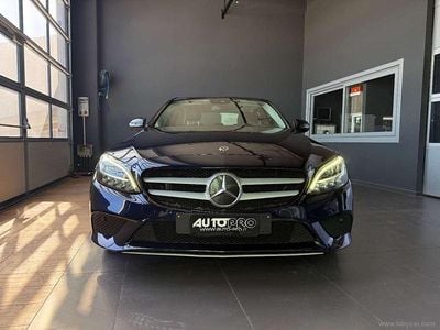 Begagnad Mercedes C180 122 HK (89 kW) 2021 Blå Sedan