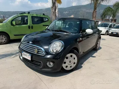 Usata Mini One D 90 CV (66 kW) 2013 Nero Utilitaria