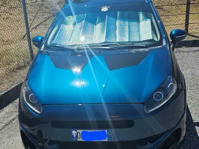 Usata Fiat Grande Punto Sport 95 CV (69 kW) 2007 Blu Utilitaria