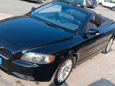 Usata Volvo C70 Momentum 140 CV (102 kW) 2007 Cabrio