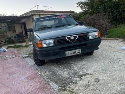 Usata Alfa Romeo 33 1988 Grigio Berlina