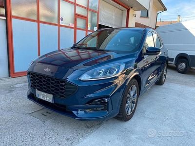 Usata Ford Kuga ST-Line 120 CV (88 kW) 2023 Blu/azzurro SUV