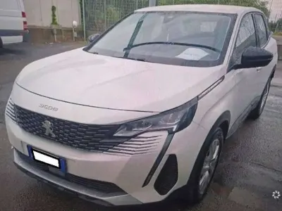 Usata Peugeot 3008 Active 131 CV (96 kW) 2022 Bianco SUV