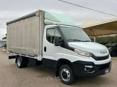 Usata Iveco Daily 156 CV (114 kW) 2019 Bianco Monovolume