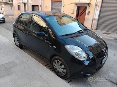 Usata Toyota Yaris 90 CV (66 kW) 2007 Utilitaria