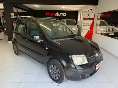 Usado Fiat Panda Dynamic 69 CV (50 kW) 2011 Negro Utilitario