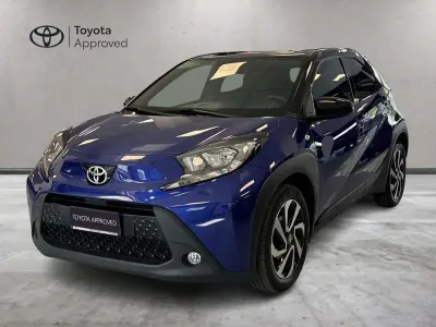 Usata Toyota Aygo X Trend 72 CV (52 kW) 2023 Blu SUV