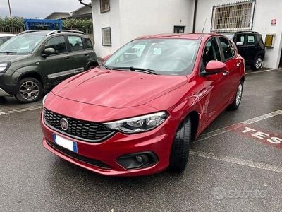 Usata Fiat Tipo Easy 120 CV (88 kW) 2016 Rosso Berlina