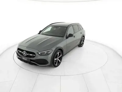 Usata Mercedes 220 Premium 200 CV (147 kW) 2023 Grigio Station wagon